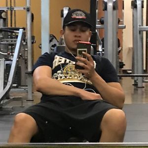 Meet your Posher, Jonathan